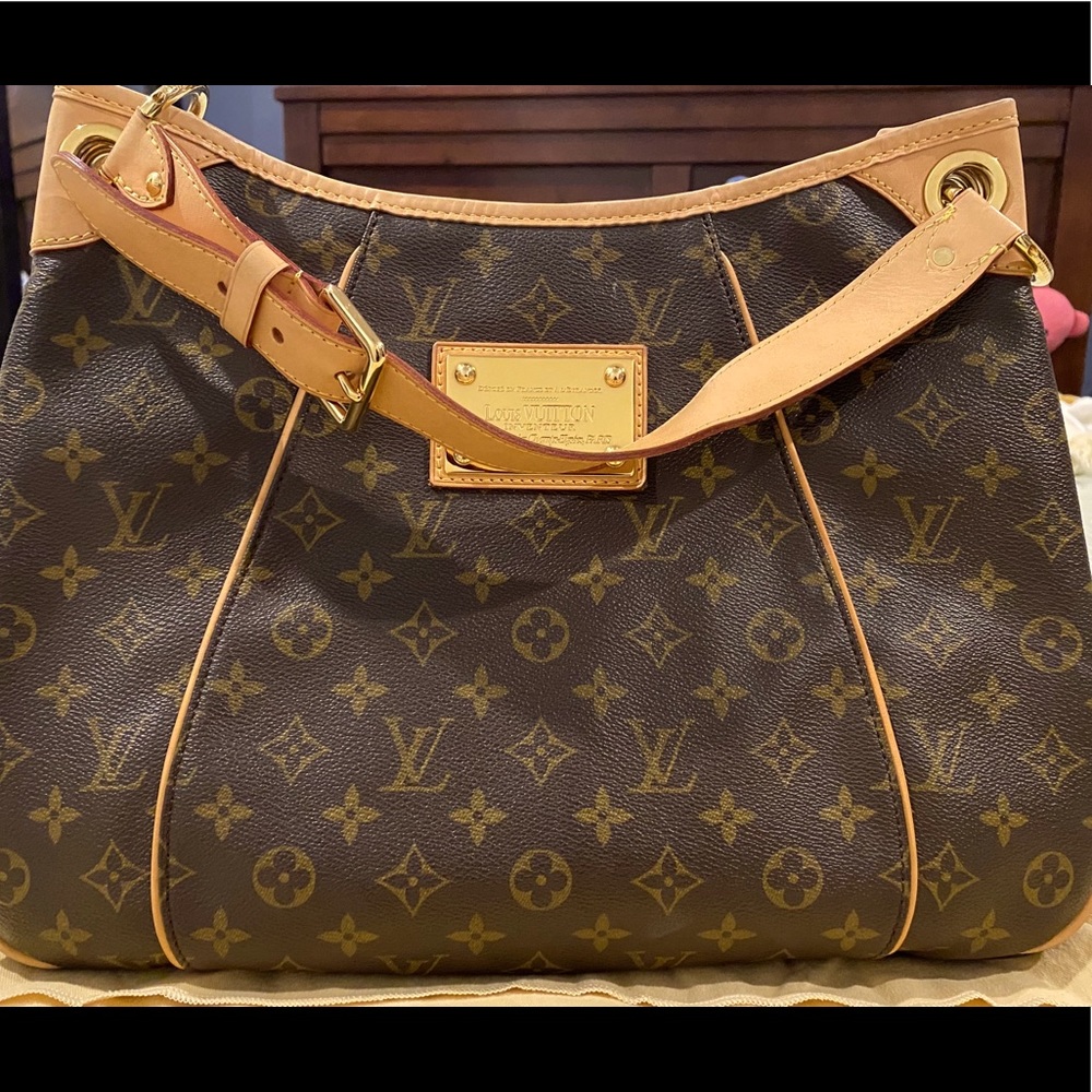LV Louis Vuitton Monogram Galliera PM